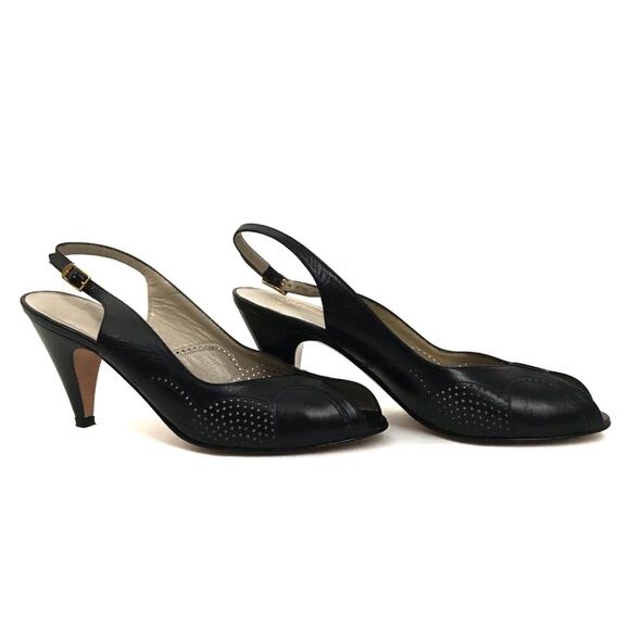 Vintage Salvatore Ferragamo Black Leather Peep Toe Slingback Heels 6AAA Narrow - Picture 1 of 7